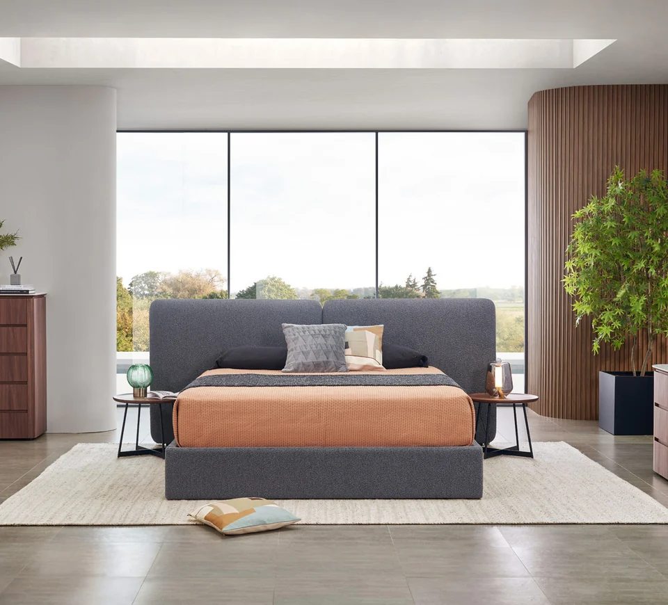 GC2237B Lift-Up Storage Bed — overview view