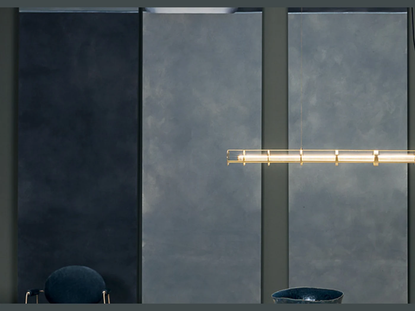 DT1063 Dining Table detail thumbnail